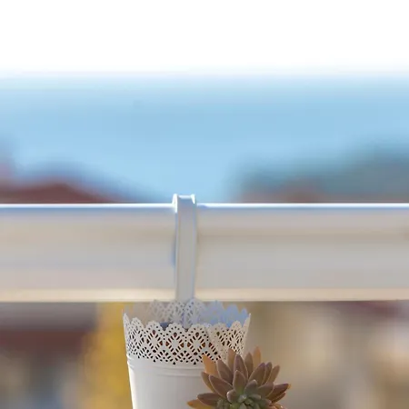 Апартаменты Peaceful With Beautiful View Хвар