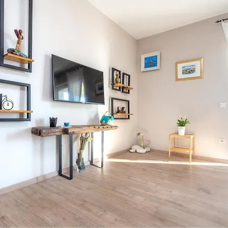 Daire Peaceful With Beautiful View