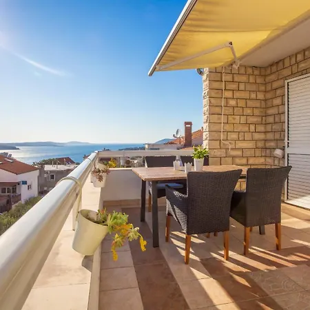 Peaceful With Beautiful View Hvar Town