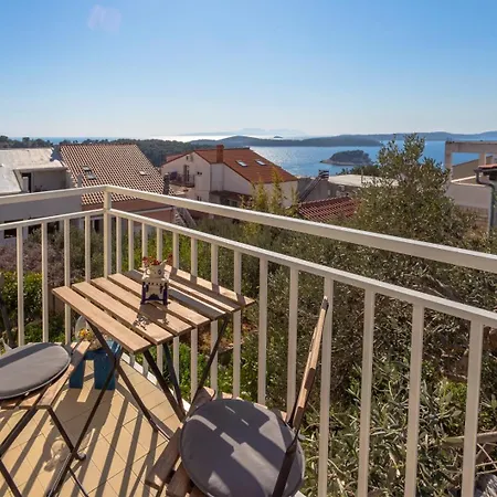 Apartment Peaceful With Beautiful View *