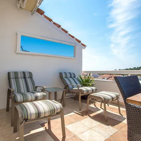 Apartment Peaceful With Beautiful View *
