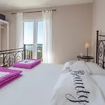 Peaceful With Beautiful View フヴァル